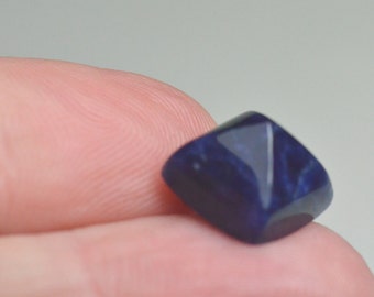 One 10mm square Sodalite Blue Sugar loaf faceted gemstone 10mm by 8.5mm deep untreated