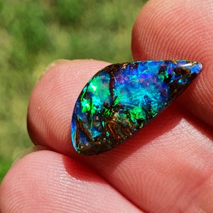 17.4mm Boulder opal free form AAA Quality 17.4 by 8.4 by 5.2 see VIDEO image 6