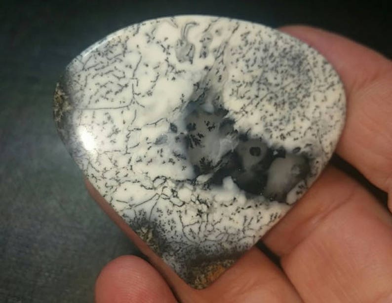 48mm DENDRITIC AGATE cabochon heart drop pear cabochon 98ct 48 by 44 by 7mm
