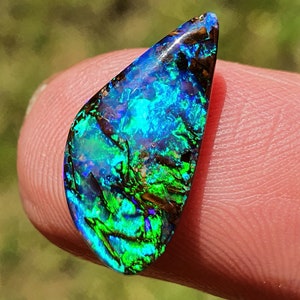 17.4mm Boulder opal free form AAA Quality 17.4 by 8.4 by 5.2 see VIDEO image 5