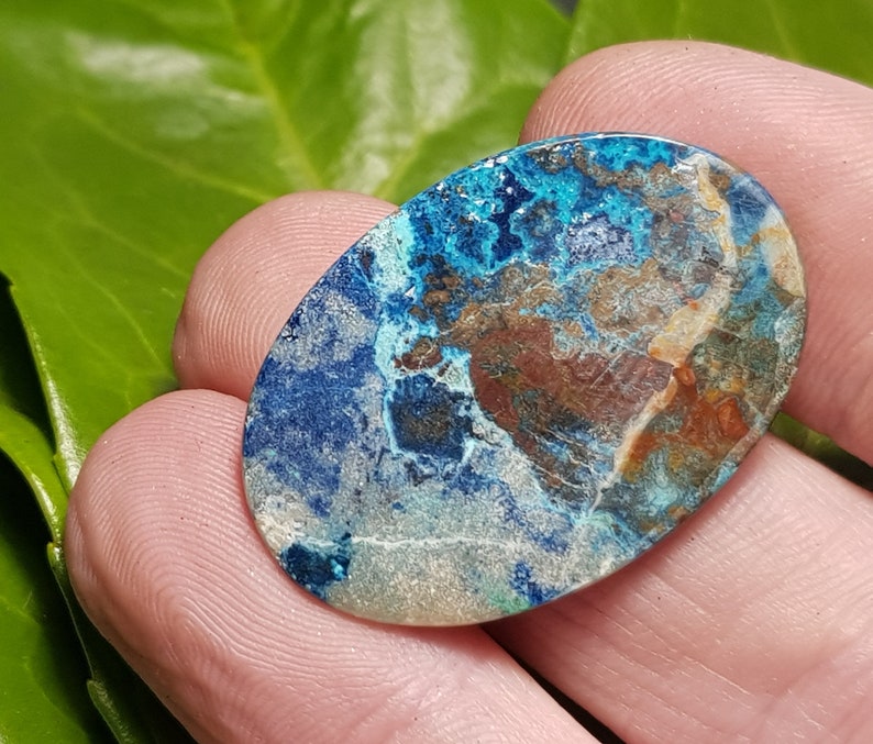 32mm Azurite cabochon Shattuckite chrysocolla oval cabochon with cuprite 32 by 22 by 4mm 26ct image 8