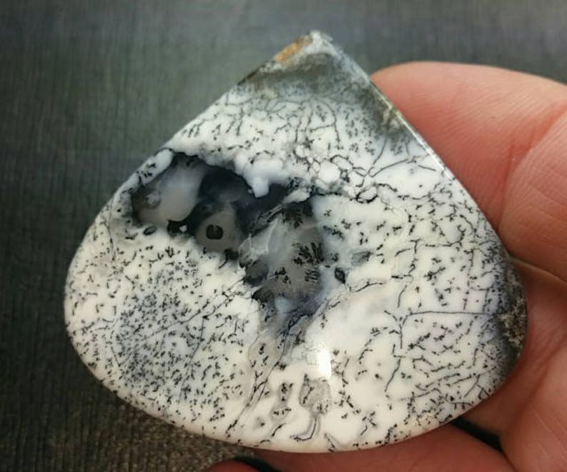48mm DENDRITIC AGATE cabochon heart drop pear cabochon 98ct 48 by 44 by 7mm