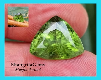 14mm 8.65ct trillion triangle faceted Apple Green Color with rutile Mogok Mine natural & untreated 8.65ct 14 by 13 by 9mm approx