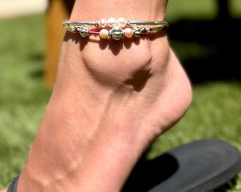 Radiance Anklet with Freshwater Pearls in Distressed Pink Leather