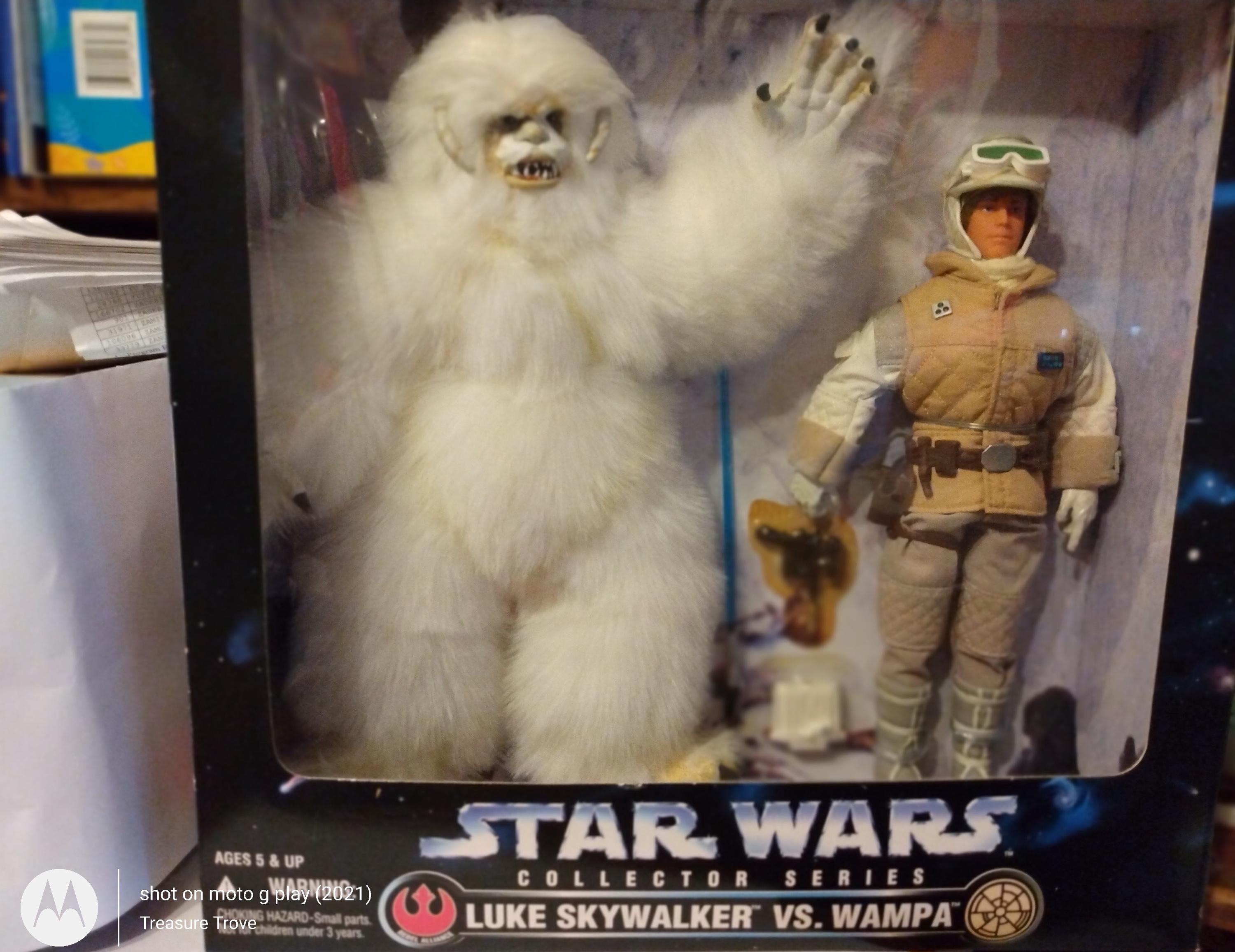 スターウォーズ　LUKE SKYWALKER vs WAMPA フィギュア il_fullxfull.7160108495_pro5.jpg
