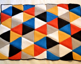 Crochet Triangle Blanket Pattern