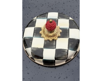 Tapa de repuesto de esmalte con pomo rojo MacKenzie-Childs Courtly Check 5,5