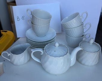 Vintage Yamaai Japan White Swirl Porcelain Tea Set Teapot Cups Saucers B-8