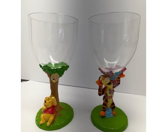 Disney Winnie the Pooh Tigger Glasses Set of 2 Decorative Drinkware