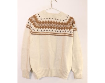Maglione vintage in maglia Fair Isle color crema marrone con carré geometrico e scollo rotondo A19