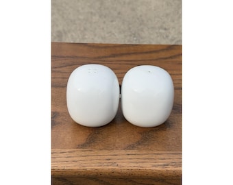 Zestaw solniczek i pieprzniczek Rosenthal Niemcy z białej porcelany