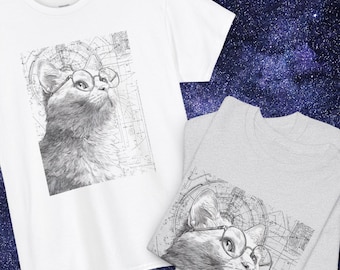 Camiseta com estampa de gato estudioso, camiseta de gato com óculos, camiseta de gato intelectual, camiseta com estética acadêmica, unissex Gildan 5000