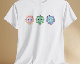 Glückliche Mikroben T-Shirt | Niedliches Mikrobiologie Shirt | Microbe Trio Tee | Biologie Studenten Geschenk