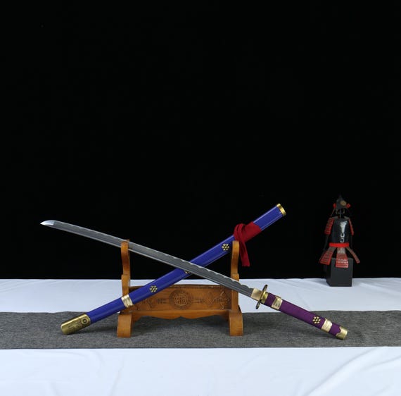 ワンピース ゾロ 閻魔刀 紫のアニメ刀 コスプレ小道具 手作り装飾刀