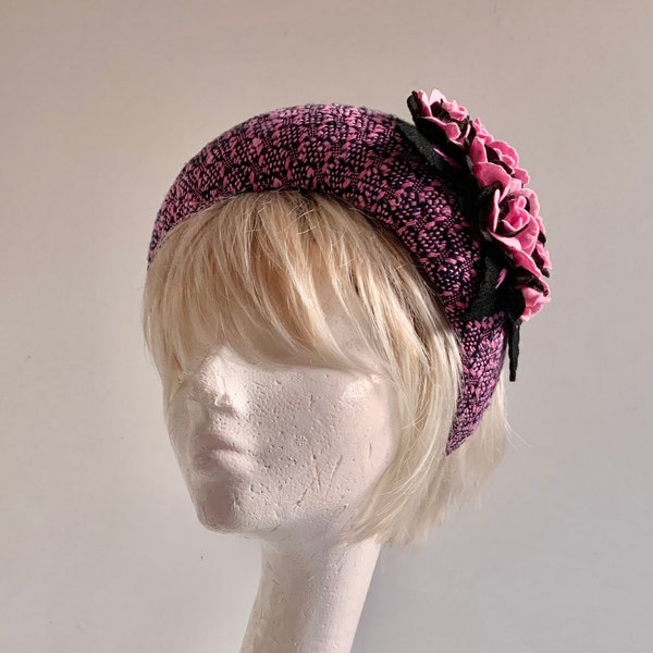 Pink and black bouclé halo hat with ton sur ton flowers