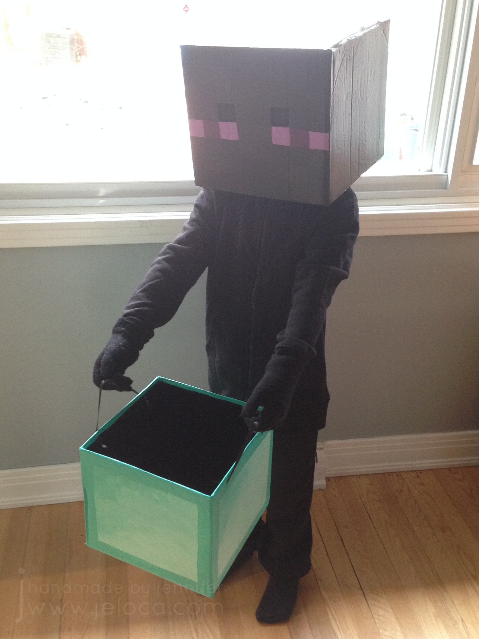 Minecraft Tutorial Enderman Head With Diamond Block Treat Basket DIY ...