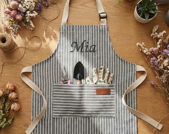 Personalized Gardening Apron with Pockets Grey Striped Canvas Florist Smock Custom Name Embroidered Grandma Garden Gift Harvest Gathering