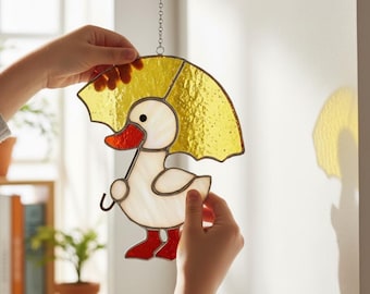 アヒルのステンドグラスサンキャッチャー：アヒルの窓飾り、手作りの