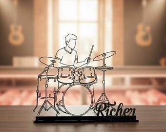 Arte em metal personalizada para baterista, ideal para decoração de mesa. Placa de metal personalizada com nome do baterista, perfeita para decorar sala de música ou como presente para músico.