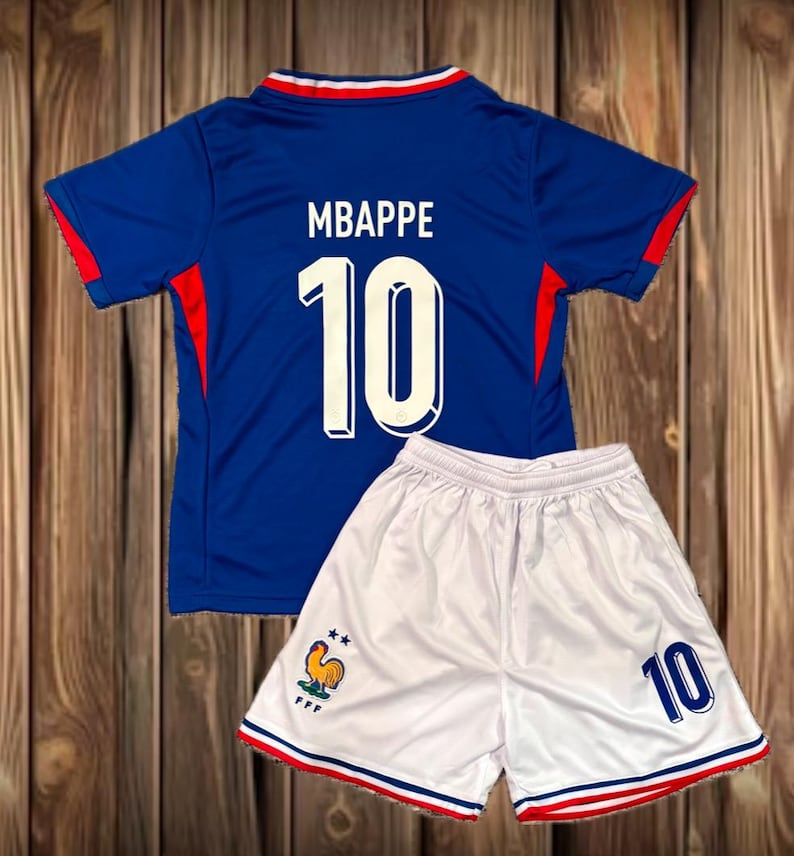 France Kids Soccer Jersey Kit 2 Piece Set Size 18 20 22 24 26 28 30