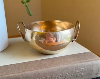 ヴィンテージ真鍮製装飾ボウル（取っ手付き）、ゴールドの小物入れ、ミッドセンチュリー装飾