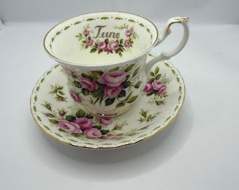 Royal Albert June Rose Bloem van de maand Theekop en schotel Bone China roségoud