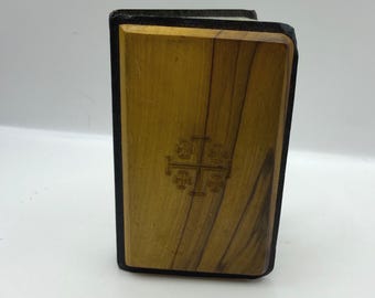 Vtg Mini New Testament Bible Olive Wood Jerusalem Souvenir KJV Patriotic 1960