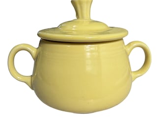 Azucarero vintage amarillo Fiesta con tapa, Homer Laughlin USA, cerámica Art Déco.