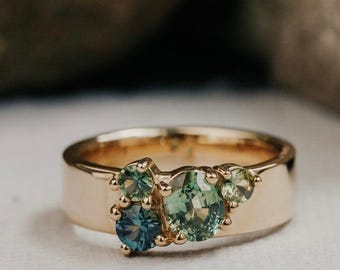 Anillo de oro de 14k con 4 zafiros de Montana engastados en garras – Anillo apilable de zafiro azul de septiembre – Delicado anillo de boda con piedra natal – Regalo de aniversario