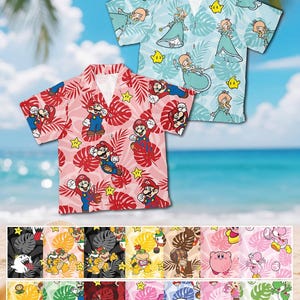 Könnte beinhalten: Zwei kurzärmelige Hemden mit Knopfleiste, tropischem Blattmuster und Nintendo-Figuren. Ein Hemd ist hellblau mit Rosalina und Luma, das andere rosa mit Mario und Sternen. Darunter befindet sich ein Raster mit weiteren Charakter-Mustern.