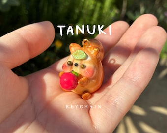 Tanuki - dije de arcilla polimérica hecho a mano, llavero de tanuki marrón, perro mapache regordete, escultura de arcilla original, linda cola y orejas de tanuki, kawaii