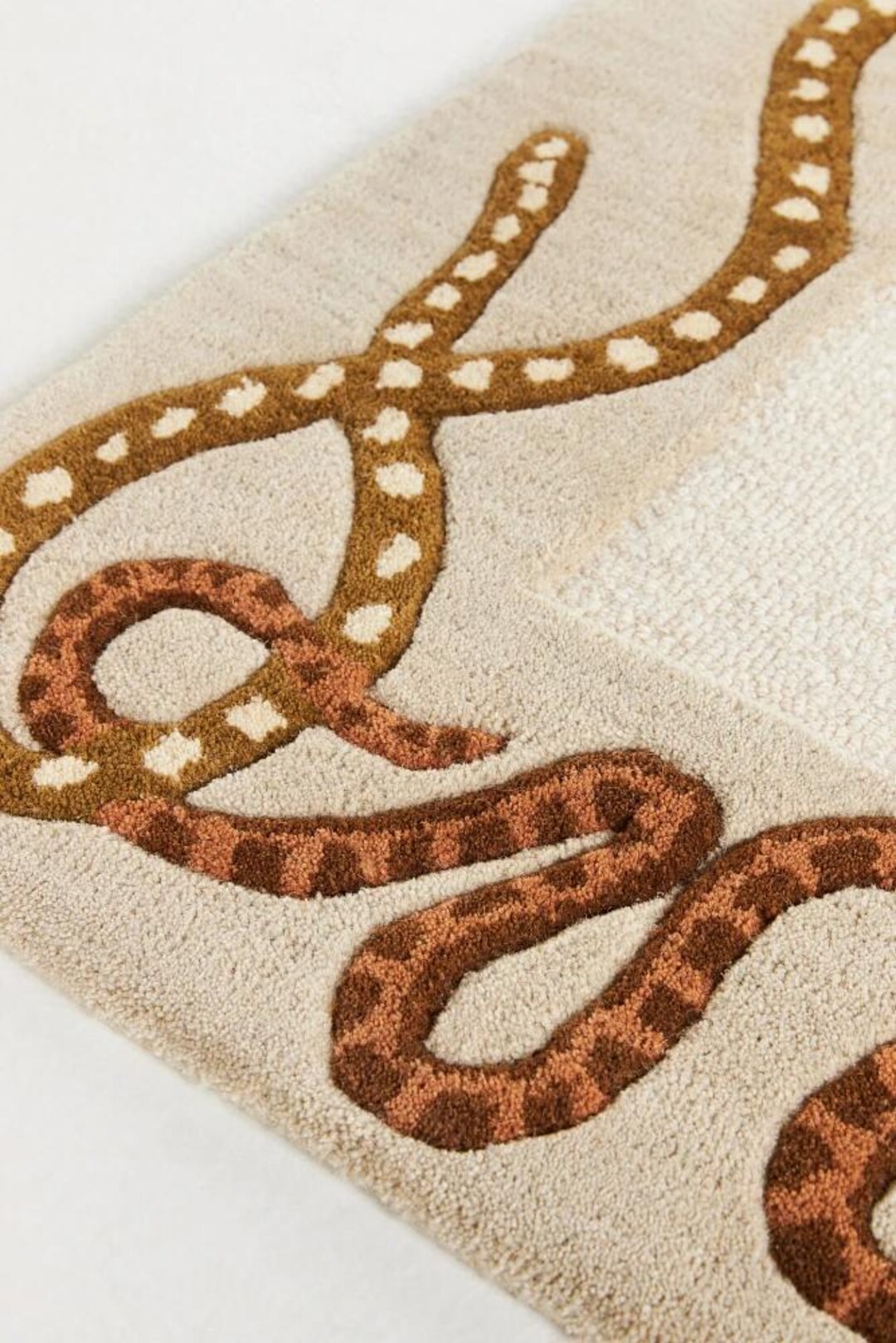 Hand Tufted Snake Border Rug: Minimal Wool Artistic Statement Carpet - Etsy