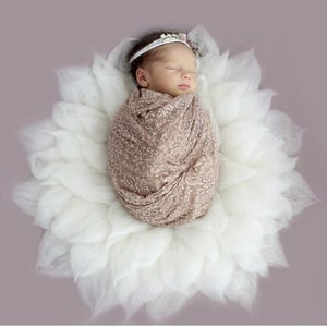 Handmade Wool Felt Sunflower Newborn Posing Mat: Baby Photo Prop