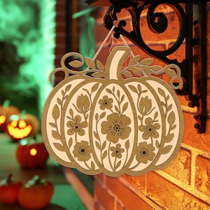 Floral Pumpkin Door Hanger – Rustic Fall Front Door Sign, Farmhouse Autumn Harvest Wall Hanging, Wooden Thanksgiving Porch Decoration