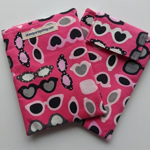 Kindle Paperwhite Case, fabric sleeve for Kindle Paperwhite, padded cover for Kindle Paperwhite (Pre-2021) - snazzy glasses