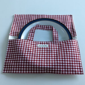 Pie carrier,  plate carrier, cloth pie holder, perfect hostess gift - small red gingham