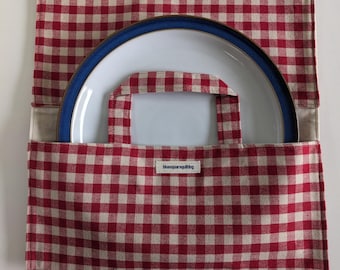 Pie carrier, plate carrier, fabric pie bag, cloth pie holder, stocking filler - red gingham on linen