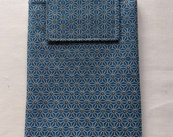 Cover for Kindle or Kindle Paperwhite (pre-2021 model), Kindle paperwhite sleeve - teal stars