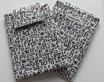 Kindle Case, fabric sleeve for Kindle Paperwhite, padded cover for Paperwhite (pre-2021) - typography