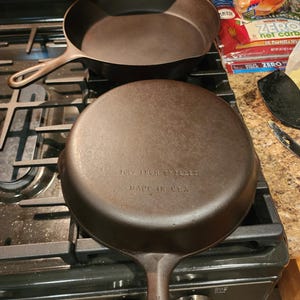Unmarked wagnerware