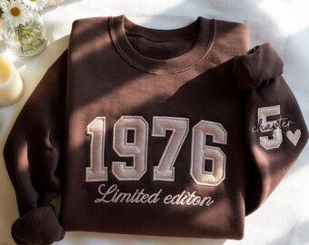 Moletom personalizado bordado para aniversário de 50 anos, Moletom com capuz personalizado de 1976, Camiseta bordada de edição limitada de 1976, Presente de aniversário