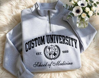 Moletom bordado para faculdade de medicina, modelo personalizado com zíper até o peito, presente para futuro médico, suéter para formatura na área da saúde.