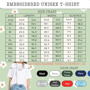 Puede incluir: Tabla de tallas para una camiseta unisex bordada, que muestra medidas en pulgadas y cent&iacute;metros. Incluye tama&ntilde;o, largo, ancho y dimensiones de las mangas. Tambi&eacute;n se muestran opciones de color, como negro, blanco y rojo.