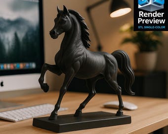 Peut inclure: Une statue de cheval noir cabré, montée sur une base rectangulaire. La sculpture est détaillée, avec une crinière et une queue fluides. L'image est un aperçu du rendu, monochrome.