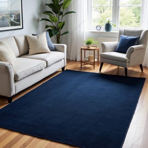 Hand-Tufted Navy Blue Wool Rug: Plush New Zealand Wool, Minimalist Design