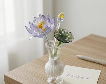 Glass flower bouquet decorative item,Hand-Blown Glass Potted Tulips, Artificial Desk Plant,Desk decoration,Office desk ornaments