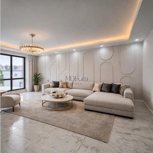Könnte beinhalten: Ein großes beiges Ecksofa mit Récamiere, ein runder Couchtisch mit Marmorplatte und Goldrahmen sowie ein passender Sessel. Der Raum verfügt über eine Wand mit Bogenverzierungen, einen goldenen Kronleuchter und einen großen Teppich auf Marmorböden.
