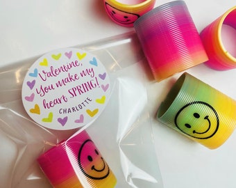 Classroom Valentines, Preschool Valentines, Slinky Valentine's Day, Smiley Face Slinky, Slinky Valentine Tag, Heart Spring Valentine Tag