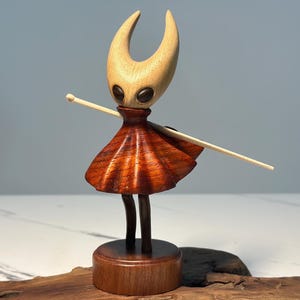 SILKSONG 木製フィギュア Silksong Figurine - Etsy