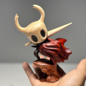 Hollow Knight Inspired Walnut Wood Sculpture • Magnetic Detachable Figurine • Fan Made Merch Gift • Wood Carving Gift • Christmas Gamer Gift
